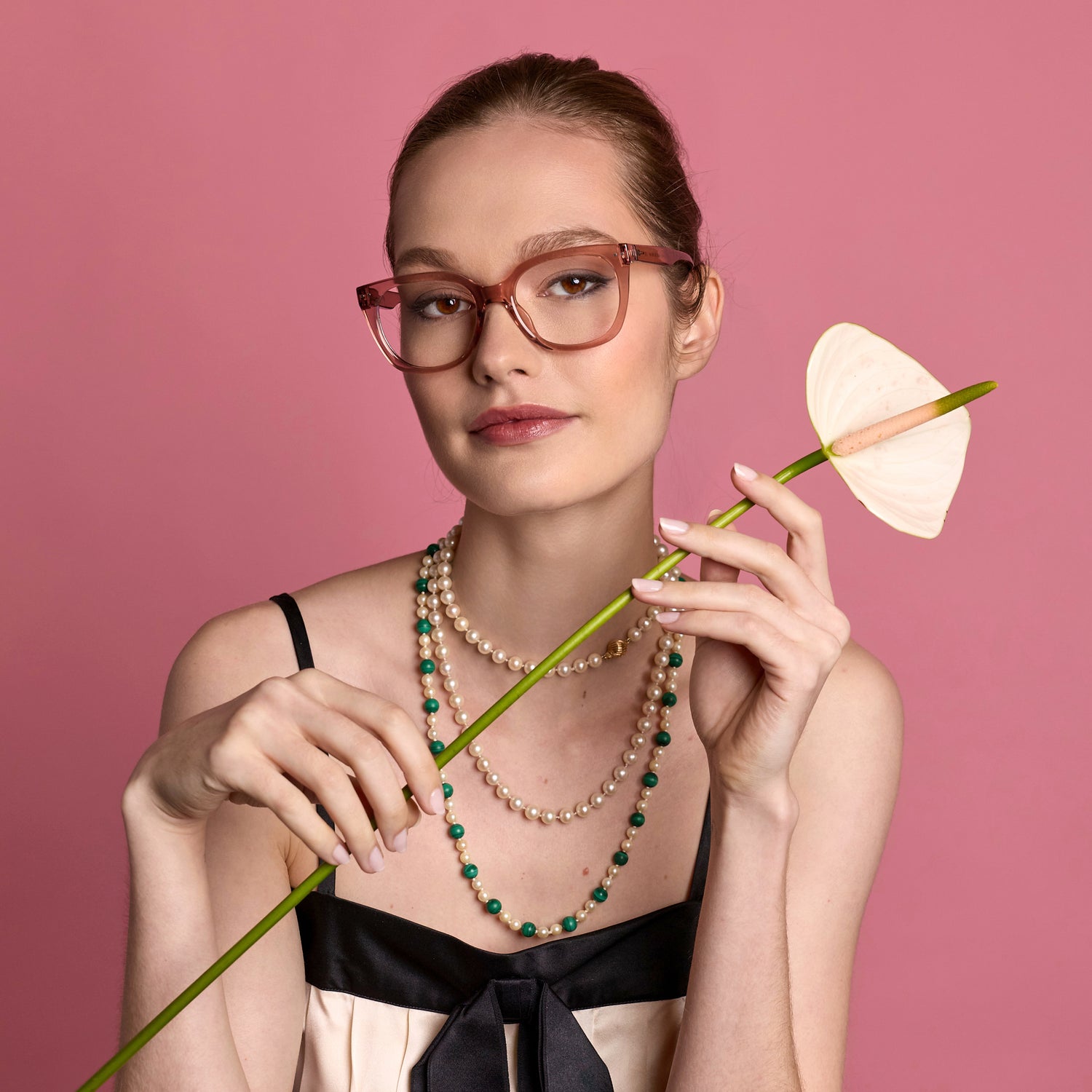 evita_evita-readers_shiny-pink_005_1500x.jpg